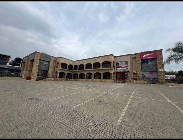 2,618M² WAREHOUSE FOR SALE IN STRIJDOMPARK